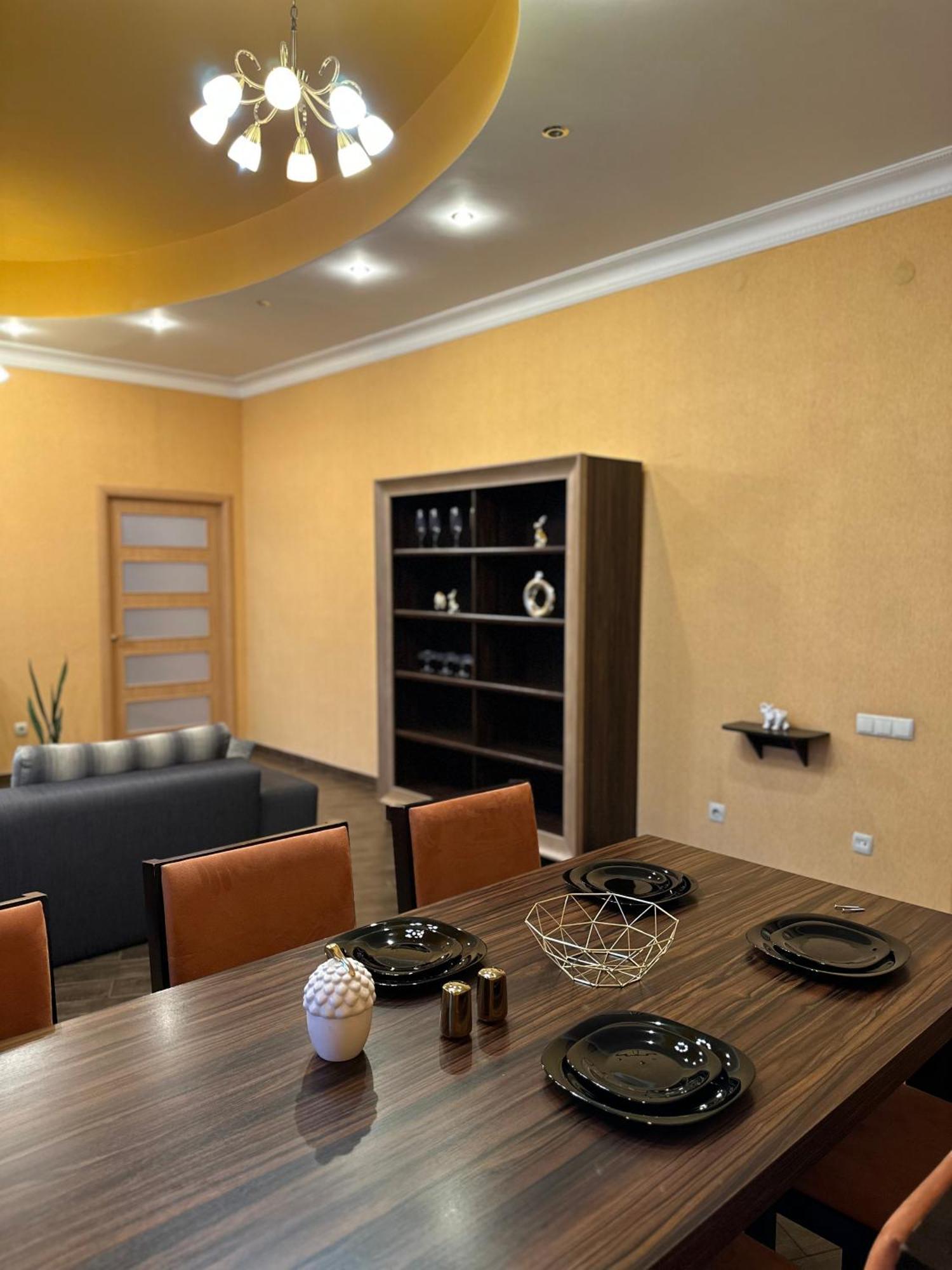 Vip Apartments ! Львів Екстер'єр фото